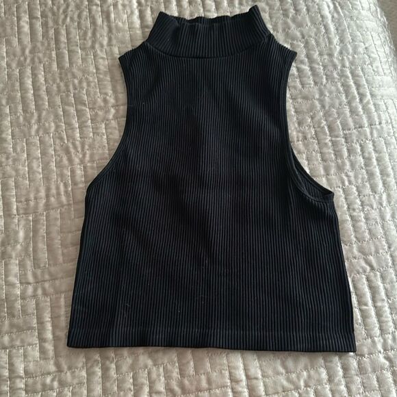 Black ribbed crop top size XS - Picture 1 of 2